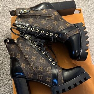 Louis Vuitton Monogram Black and Brown Lace-Up Boots